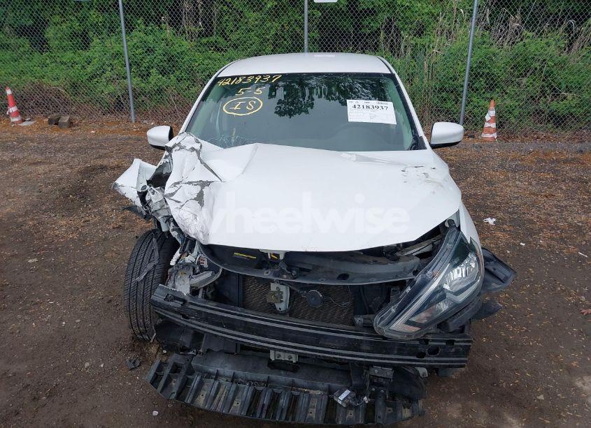 Photo 12 of 2018 Nissan Sentra SV (VIN 3N1AB7AP1JL654239)