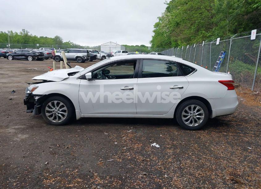 Photo 14 of 2018 Nissan Sentra SV (VIN 3N1AB7AP1JL654239)