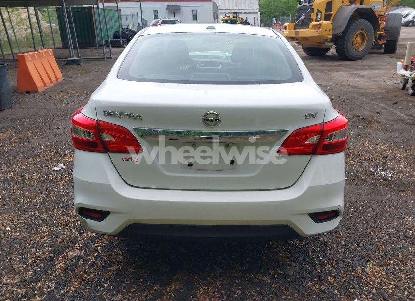 Photo 16 of 2018 Nissan Sentra SV (VIN 3N1AB7AP1JL654239)