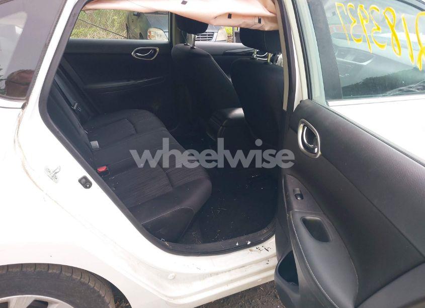 Photo 8 of 2018 Nissan Sentra SV (VIN 3N1AB7AP1JL654239)