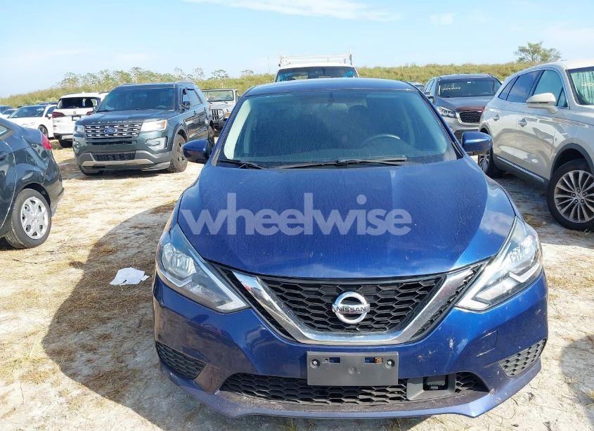 Photo 12 of 2018 Nissan Sentra SV (VIN 3N1AB7AP1JL658579)