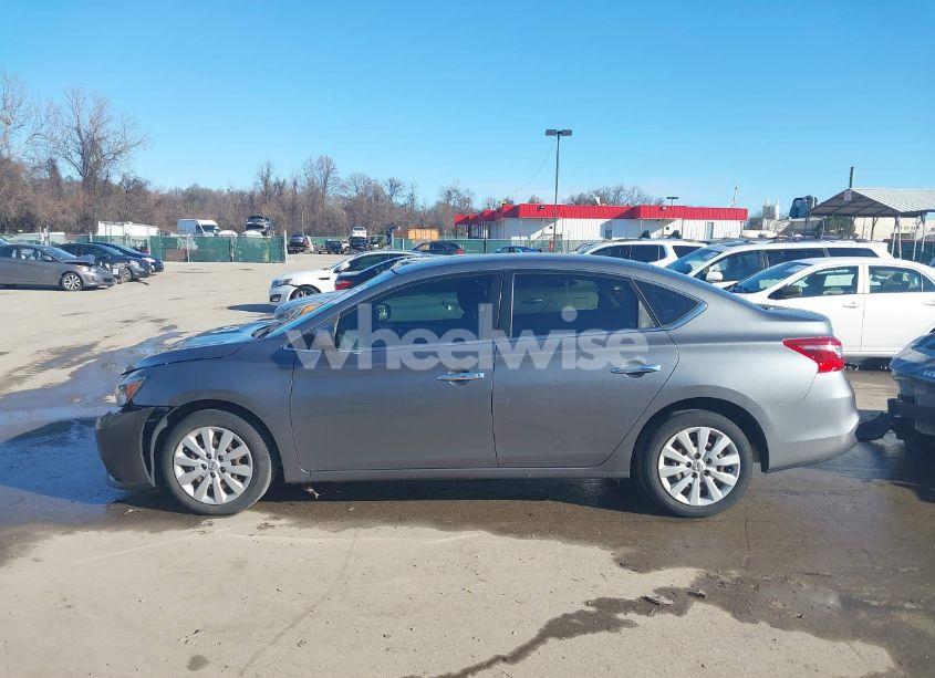Photo 15 of 2018 Nissan Sentra S (VIN 3N1AB7AP1JY201919)