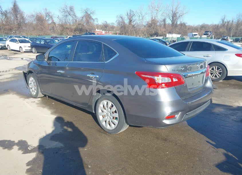Photo 3 of 2018 Nissan Sentra S (VIN 3N1AB7AP1JY201919)
