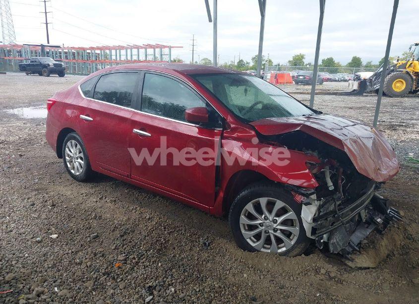 2018 Nissan Sentra SV (VIN 3N1AB7AP1JY204772) main photo