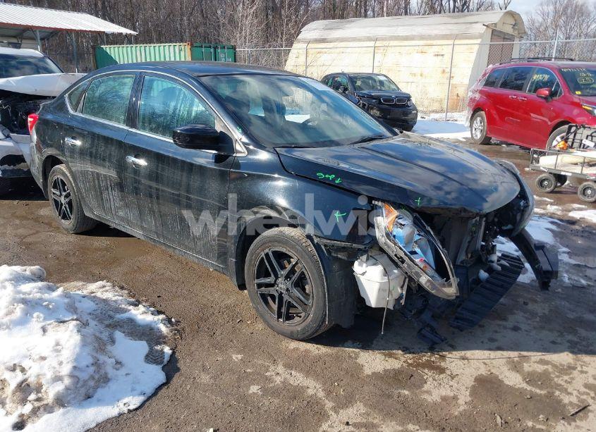 2018 Nissan Sentra SV (VIN 3N1AB7AP1JY208577) main photo