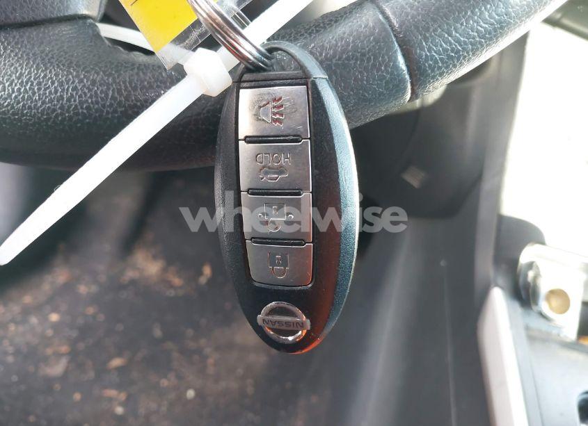 Photo 11 of 2018 Nissan Sentra SV (VIN 3N1AB7AP1JY208577)