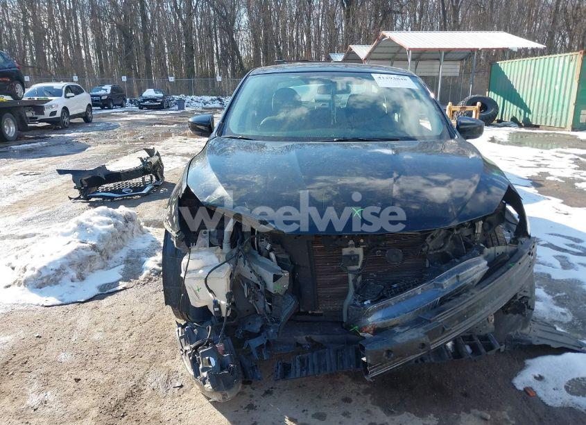 Photo 13 of 2018 Nissan Sentra SV (VIN 3N1AB7AP1JY208577)