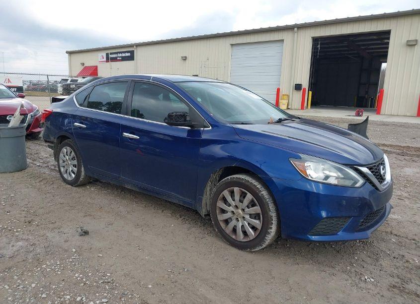 2018 Nissan Sentra S (VIN 3N1AB7AP1JY212712) main photo
