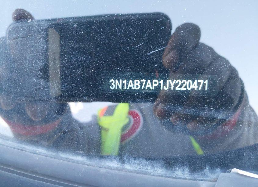 Photo 9 of 2018 Nissan Sentra SR (VIN 3N1AB7AP1JY220471)