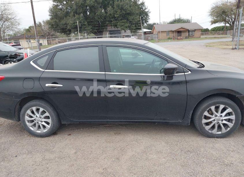 Photo 13 of 2018 Nissan Sentra S (VIN 3N1AB7AP1JY221815)