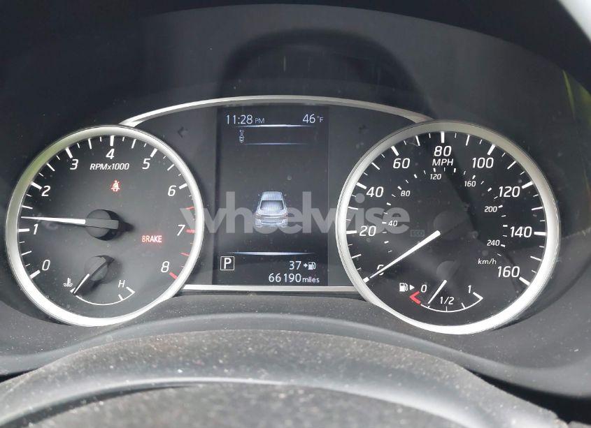 Photo 7 of 2018 Nissan Sentra S (VIN 3N1AB7AP1JY221815)