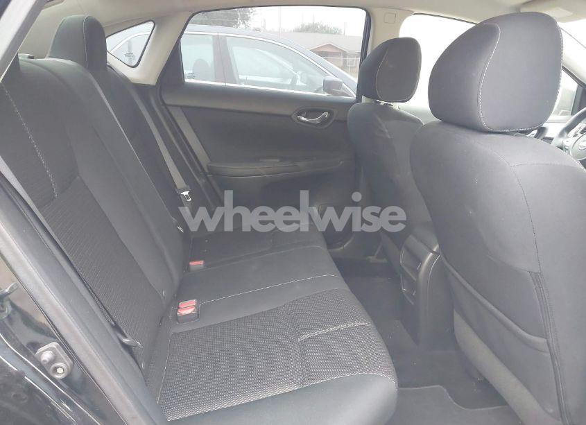 Photo 8 of 2018 Nissan Sentra S (VIN 3N1AB7AP1JY221815)