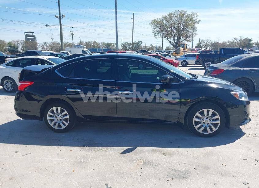 Photo 13 of 2018 Nissan Sentra S (VIN 3N1AB7AP1JY227730)