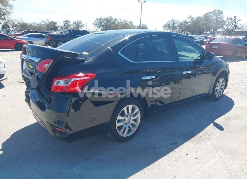 Photo 4 of 2018 Nissan Sentra S (VIN 3N1AB7AP1JY227730)