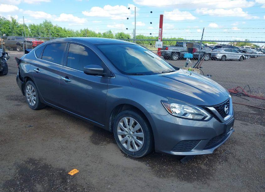 2018 Nissan Sentra S (VIN 3N1AB7AP1JY230692) main photo