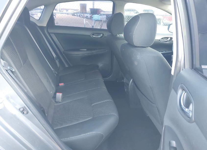 Photo 8 of 2018 Nissan Sentra S (VIN 3N1AB7AP1JY230692)