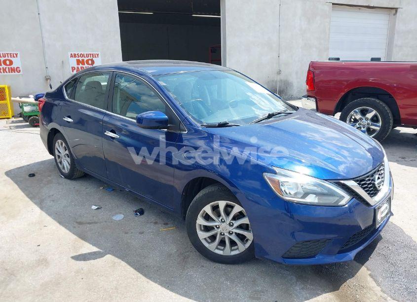 2018 Nissan Sentra SV (VIN 3N1AB7AP1JY231499) main photo