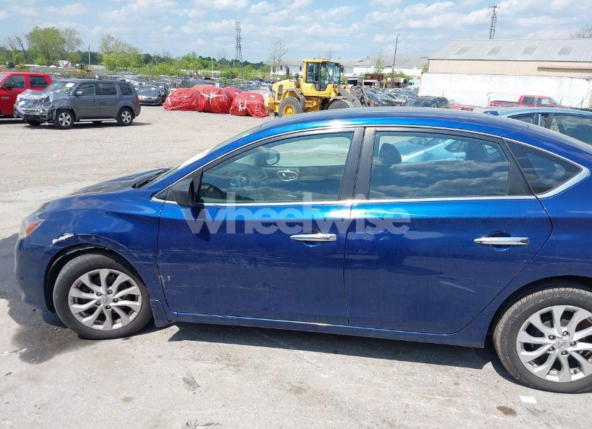Photo 14 of 2018 Nissan Sentra SV (VIN 3N1AB7AP1JY231499)