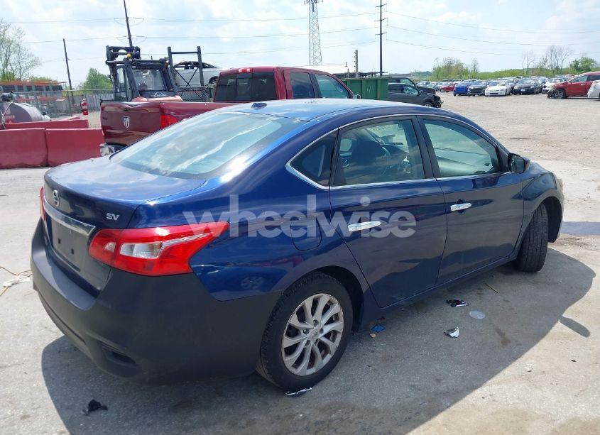 Photo 4 of 2018 Nissan Sentra SV (VIN 3N1AB7AP1JY231499)