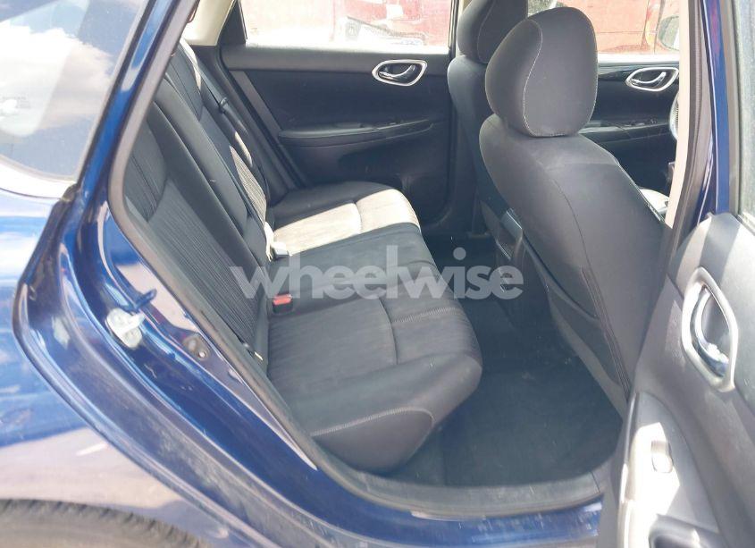 Photo 8 of 2018 Nissan Sentra SV (VIN 3N1AB7AP1JY231499)