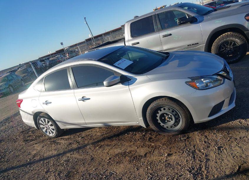 Photo 13 of 2018 Nissan Sentra S (VIN 3N1AB7AP1JY236234)
