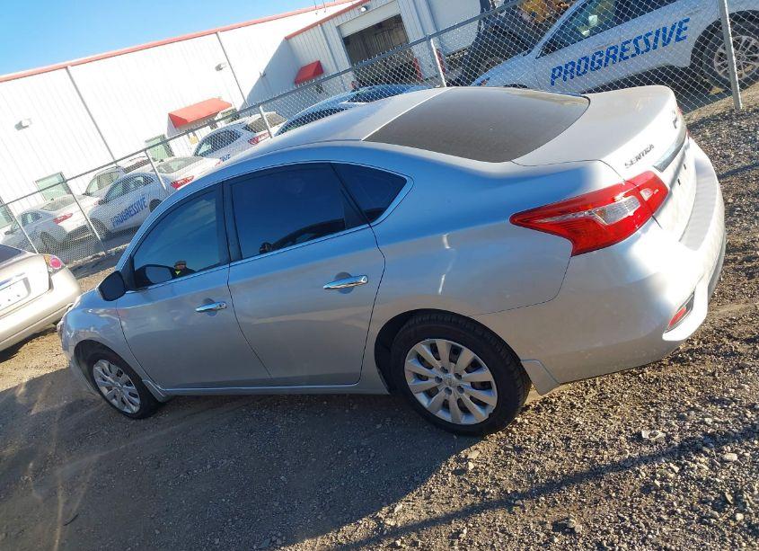 Photo 14 of 2018 Nissan Sentra S (VIN 3N1AB7AP1JY236234)
