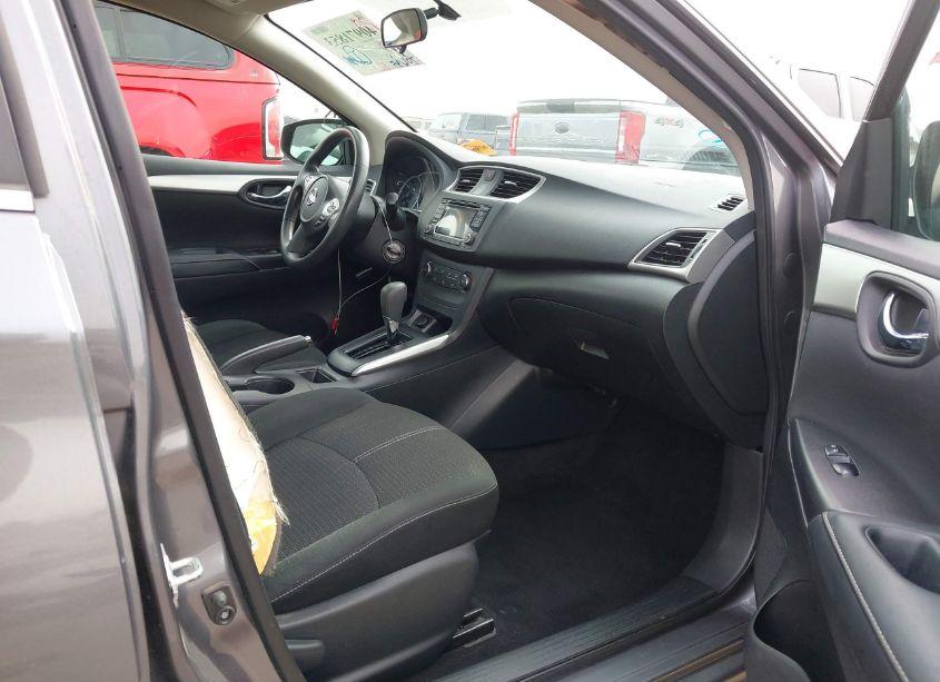 Photo 5 of 2018 Nissan Sentra S (VIN 3N1AB7AP1JY247217)