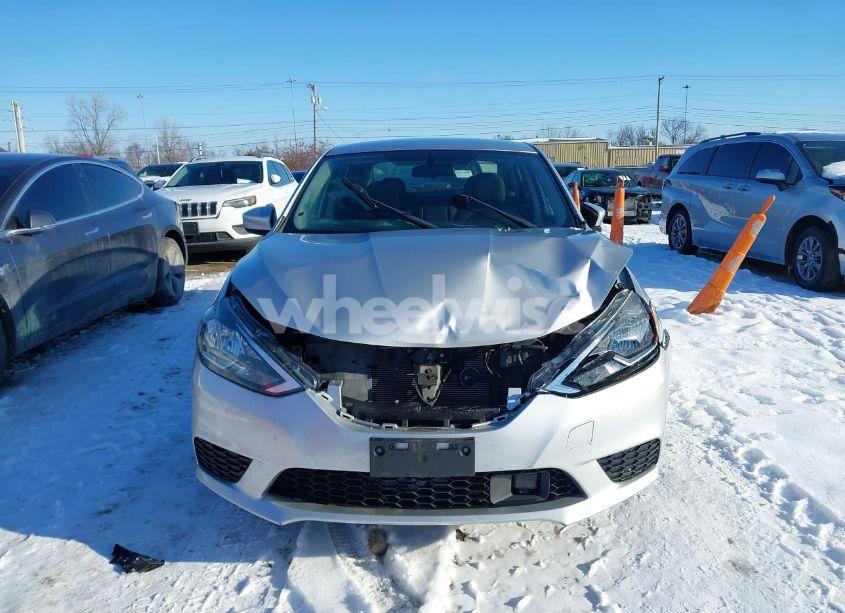 Photo 13 of 2018 Nissan Sentra SV (VIN 3N1AB7AP1JY247296)