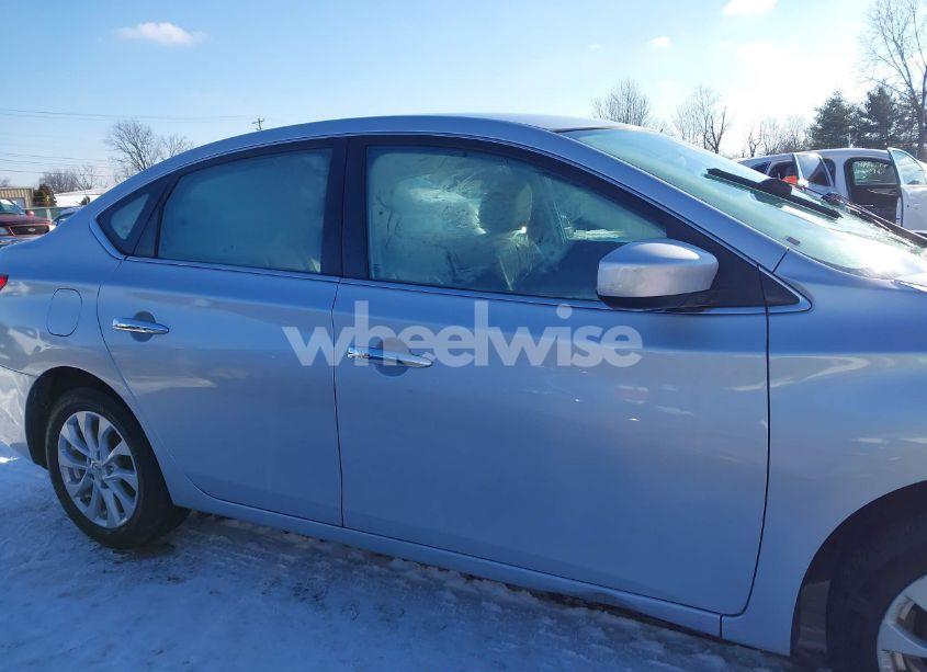 Photo 14 of 2018 Nissan Sentra SV (VIN 3N1AB7AP1JY247296)