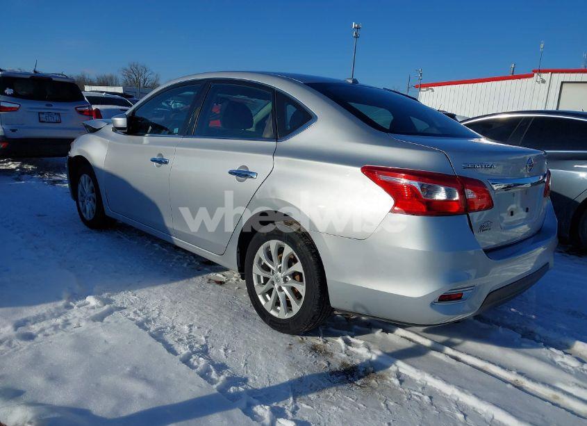 Photo 3 of 2018 Nissan Sentra SV (VIN 3N1AB7AP1JY247296)