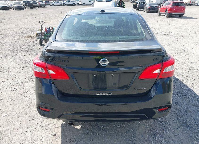 Photo 16 of 2018 Nissan Sentra SR (VIN 3N1AB7AP1JY247413)
