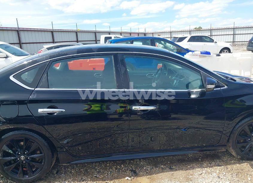 Photo 13 of 2018 Nissan Sentra SR (VIN 3N1AB7AP1JY269315)