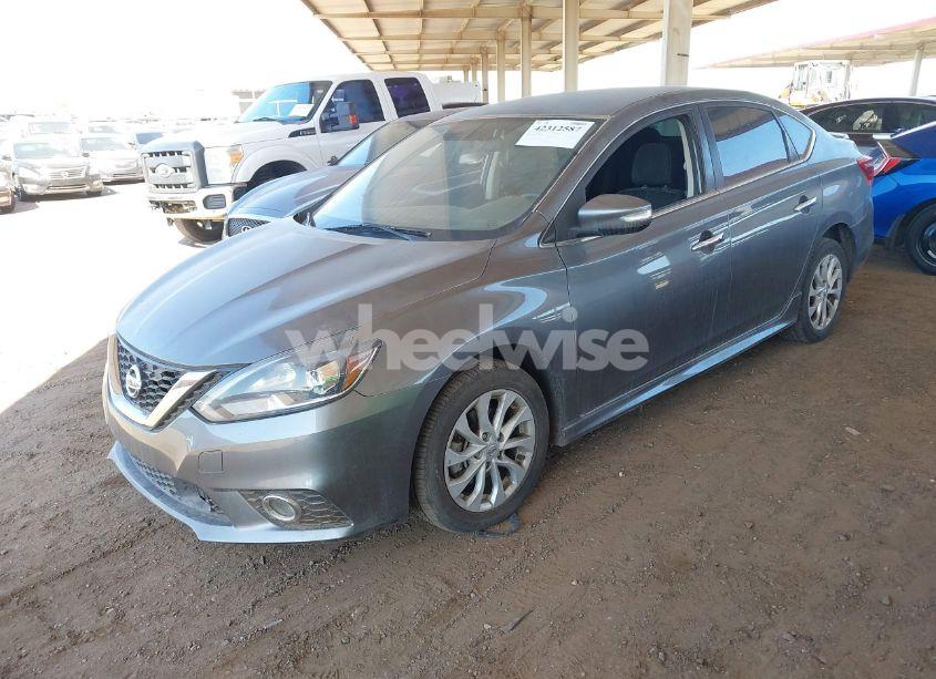 Photo 2 of 2018 Nissan Sentra SR (VIN 3N1AB7AP1JY276698)