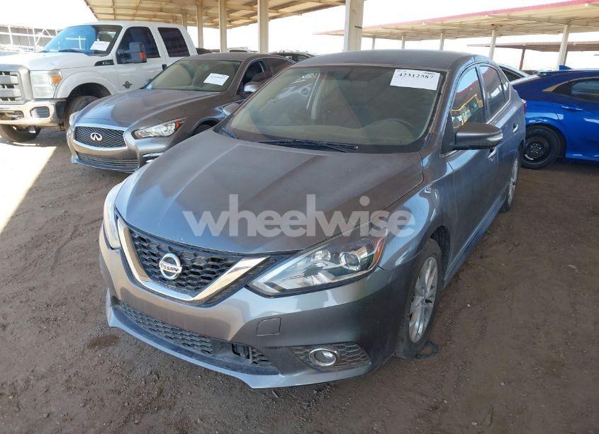 Photo 6 of 2018 Nissan Sentra SR (VIN 3N1AB7AP1JY276698)