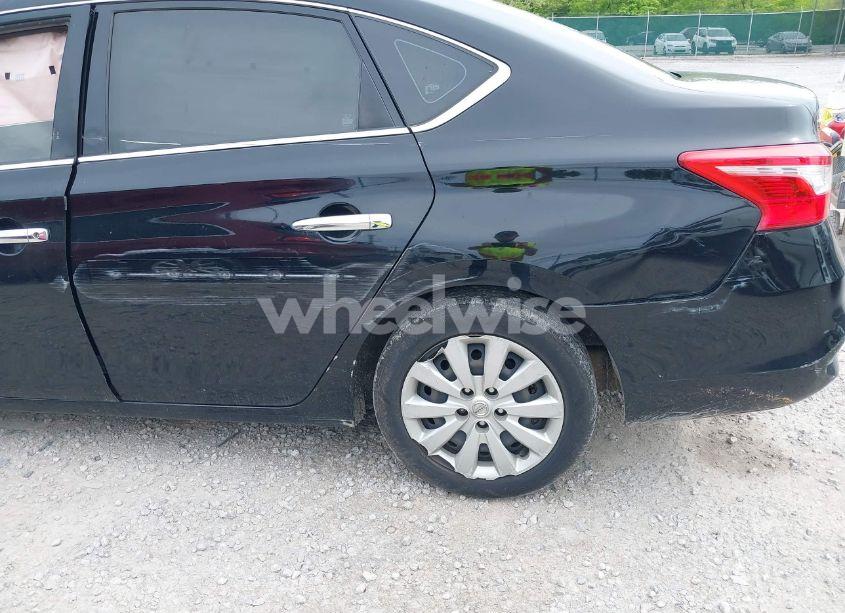 Photo 16 of 2018 Nissan Sentra S (VIN 3N1AB7AP1JY282582)