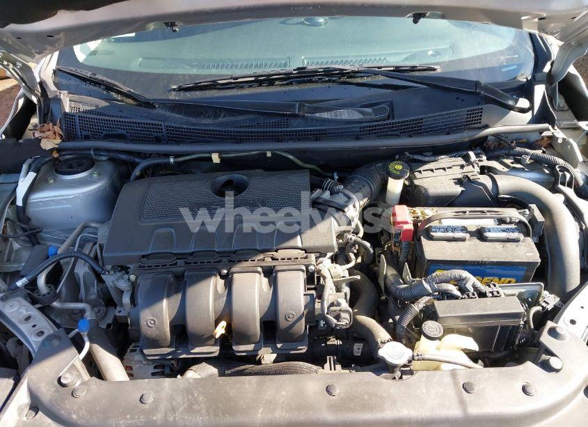 Photo 10 of 2018 Nissan Sentra S (VIN 3N1AB7AP1JY293176)