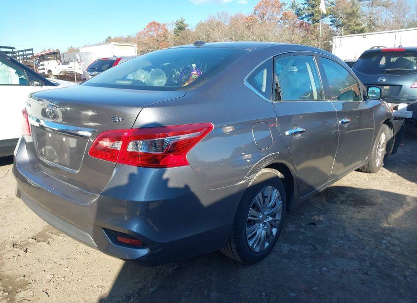 Photo 4 of 2018 Nissan Sentra S/SL/SR/SV (VIN 3N1AB7AP1JY299575)