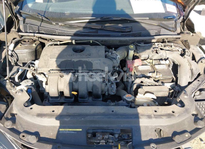 Photo 10 of 2018 Nissan Sentra (VIN 3N1AB7AP1JY305858)