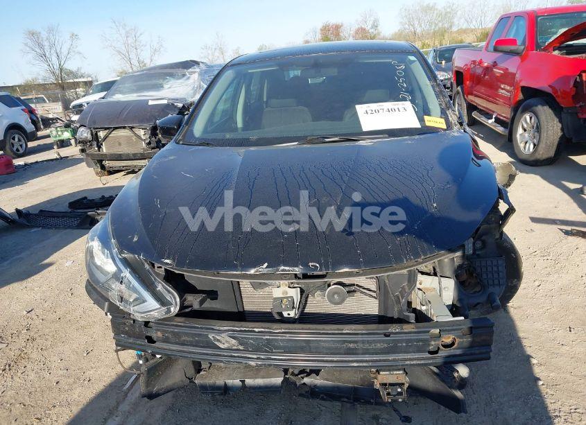 Photo 13 of 2018 Nissan Sentra (VIN 3N1AB7AP1JY305858)