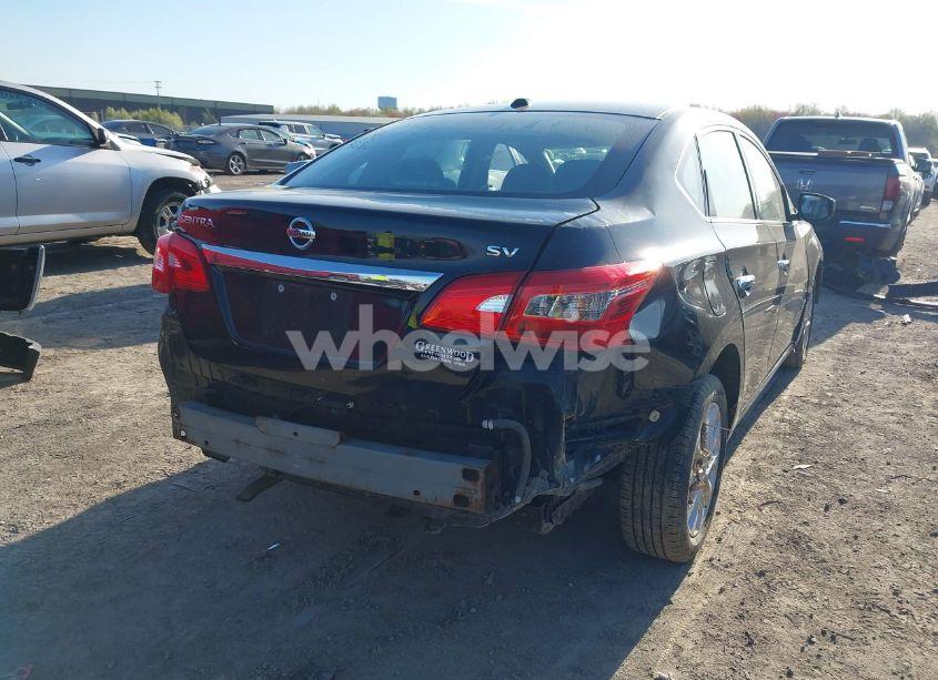 Photo 4 of 2018 Nissan Sentra (VIN 3N1AB7AP1JY305858)