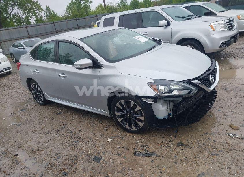 2018 Nissan Sentra SR (VIN 3N1AB7AP1JY308078) main photo