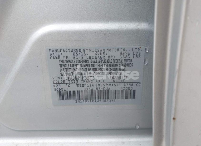 Photo 9 of 2018 Nissan Sentra SR (VIN 3N1AB7AP1JY308078)