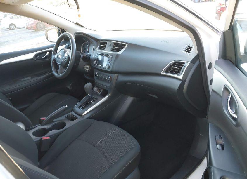 Photo 5 of 2018 Nissan Sentra S (VIN 3N1AB7AP1JY310865)