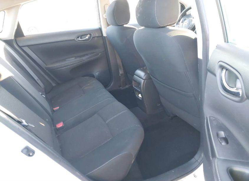 Photo 8 of 2018 Nissan Sentra S (VIN 3N1AB7AP1JY310865)