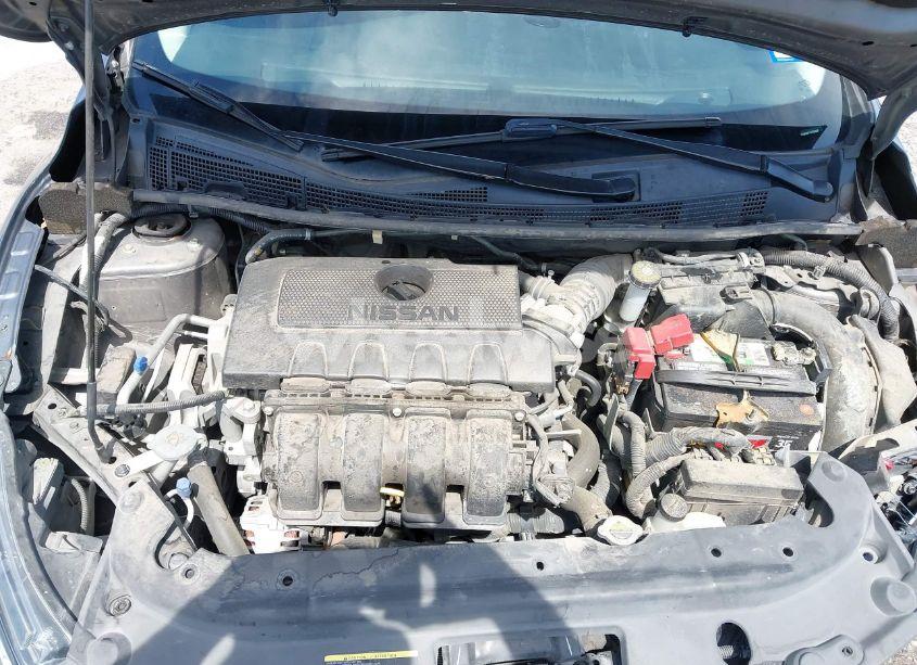 Photo 10 of 2018 Nissan Sentra S (VIN 3N1AB7AP1JY322420)