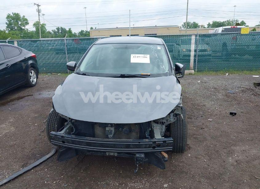 Photo 13 of 2018 Nissan Sentra S (VIN 3N1AB7AP1JY324247)