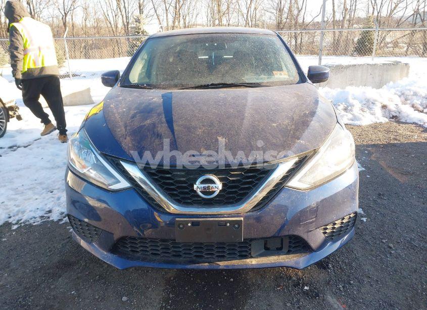 Photo 6 of 2018 Nissan Sentra S (VIN 3N1AB7AP1JY332770)
