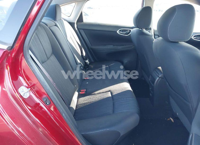 Photo 8 of 2018 Nissan Sentra SV (VIN 3N1AB7AP1JY337502)