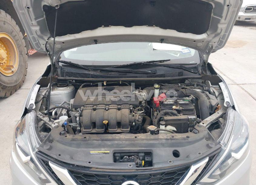 Photo 10 of 2018 Nissan Sentra S (VIN 3N1AB7AP1JY339993)