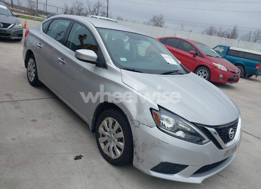 Photo 6 of 2018 Nissan Sentra S (VIN 3N1AB7AP1JY339993)